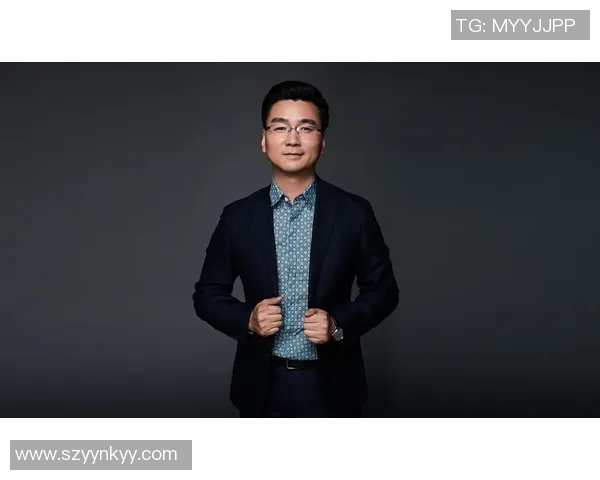 黄伟专访：从青涩少年到网球巨星的奋斗与成长之路